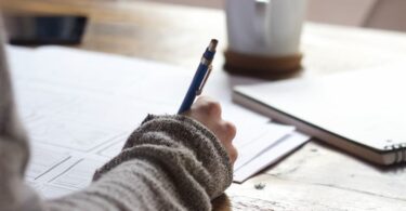 sélection de fournitures scolaires pour lycéen